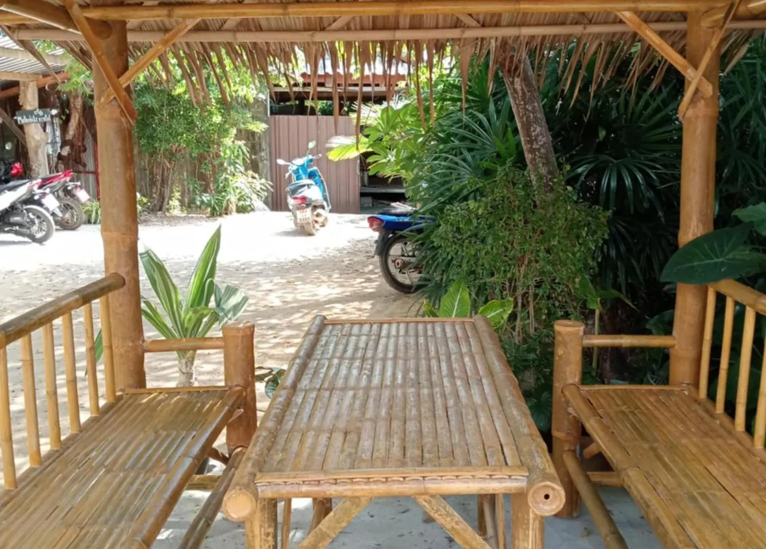 Lanta Beautiful Beach House Koh Lanta